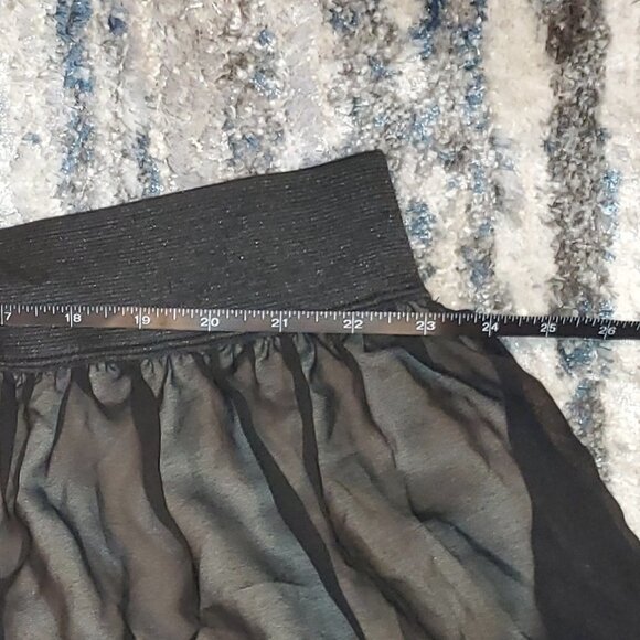 Maurices Black Lace Mini Skirt || sz3 || EUC - Picture 9 of 10